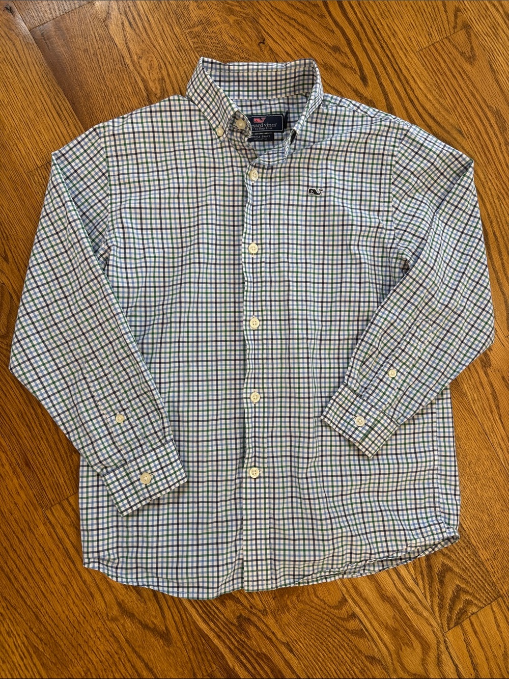 Boy’s Vineyard Vines Button Down/Button Up Shirt. Size Small 8-10. Like New.